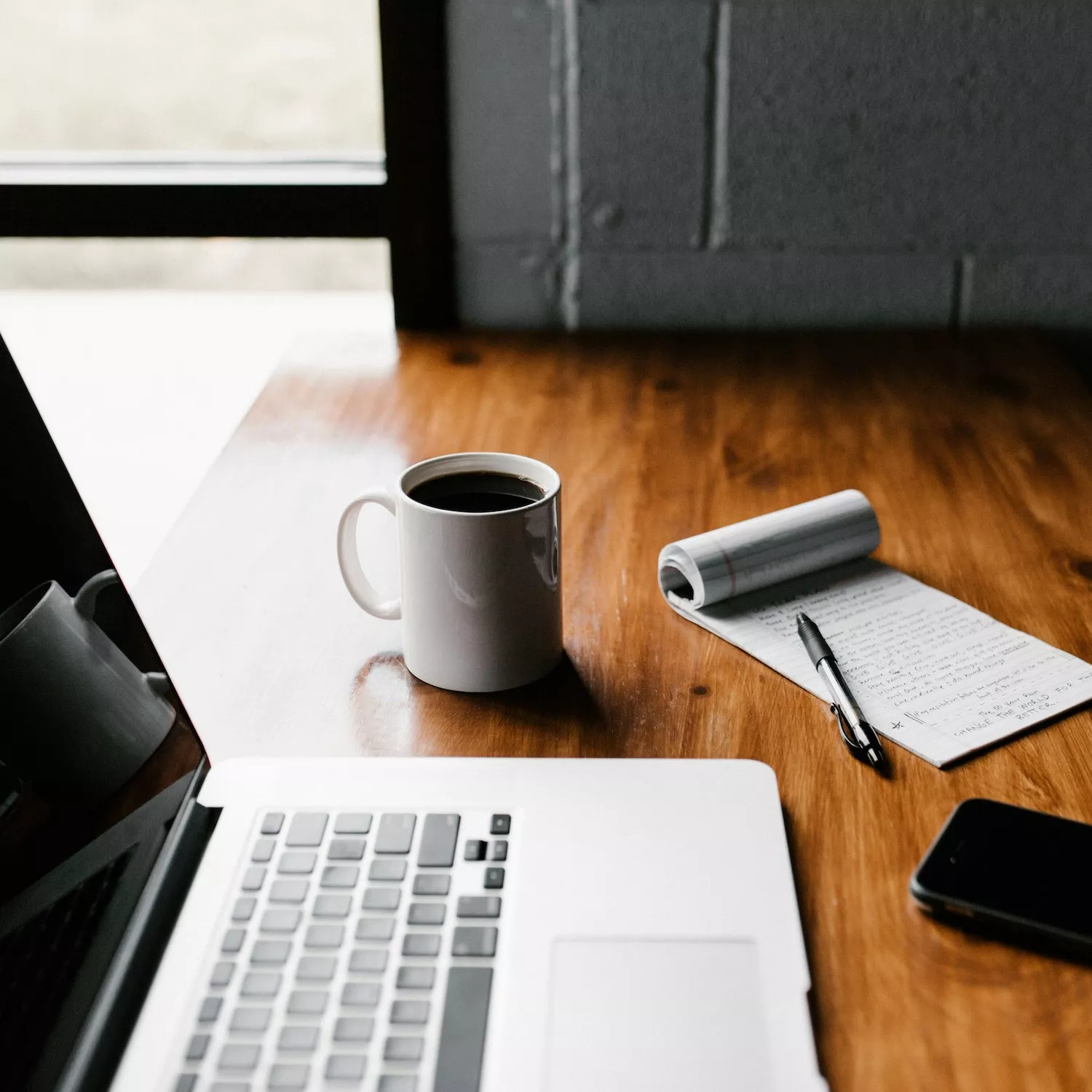 Coordinador/a de Administración de Socios. Foto de Andrew Neel en Unsplash