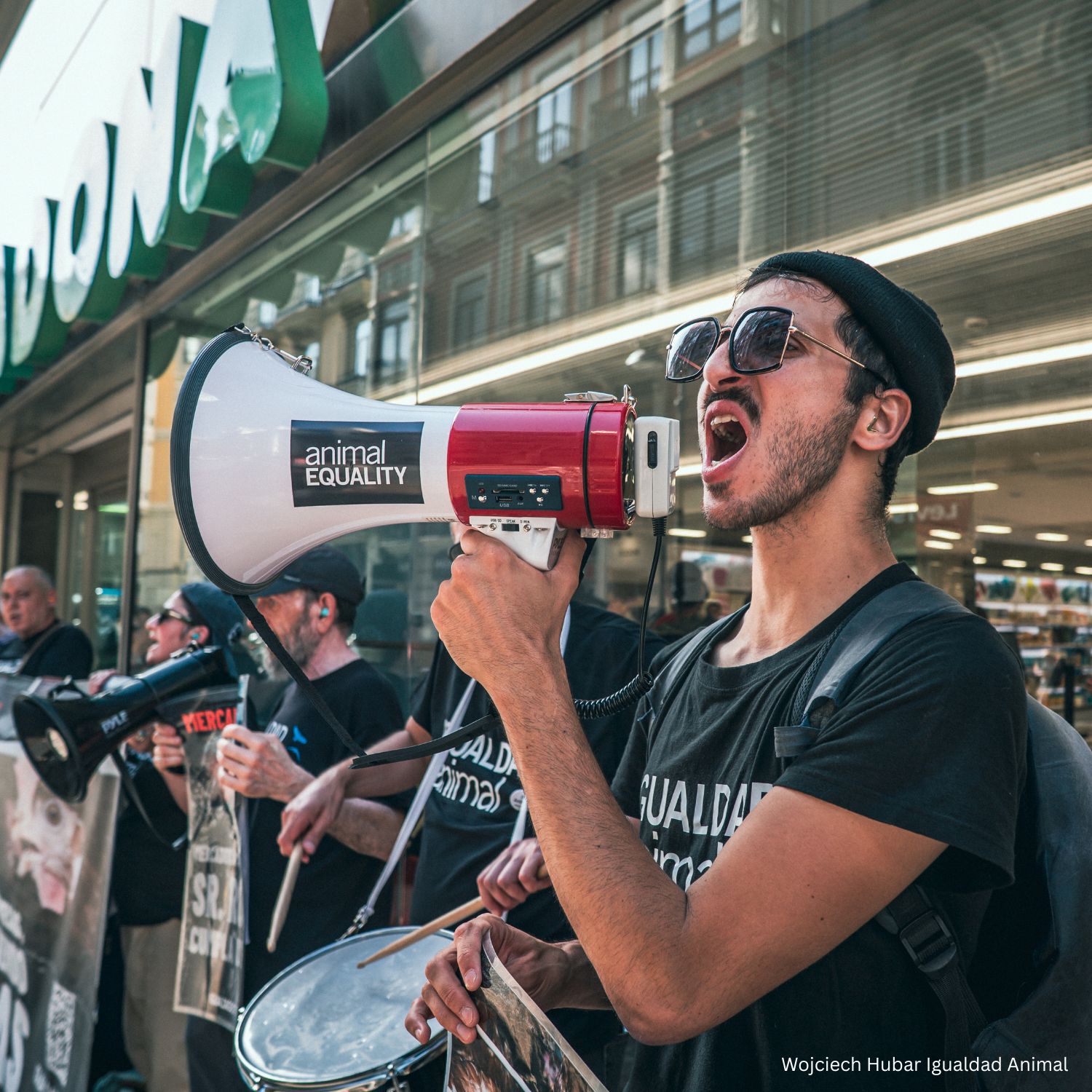 Noticia protesta Mercadona Roger Llòria