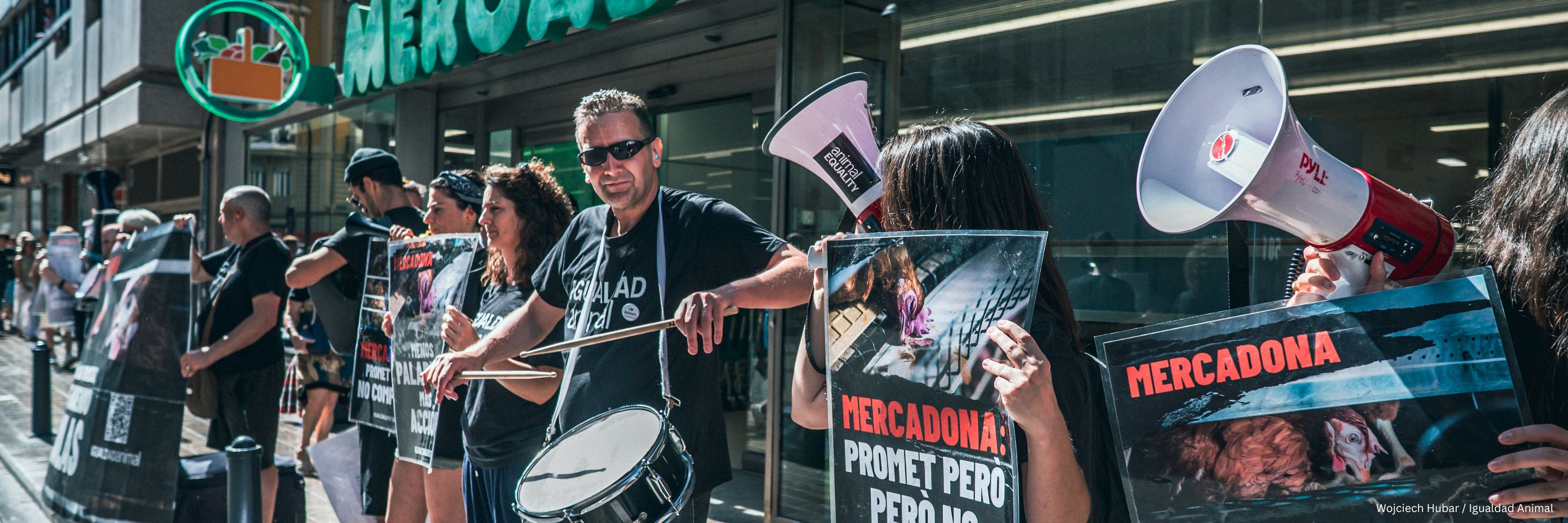 Noticia protesta Mercadona Roger Llòria
