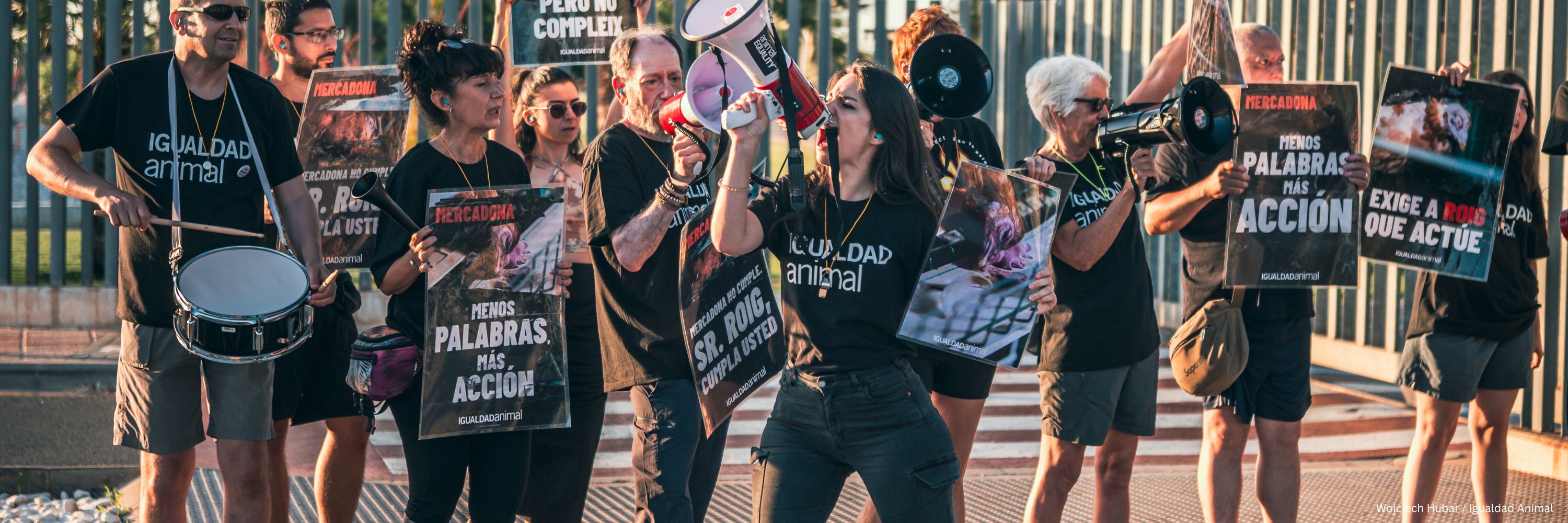 Noticia segunda protesta sede Mercadona junio